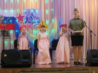 участники детского театрального кружка Миниатюра, руководитель Г.А.Ермакова.